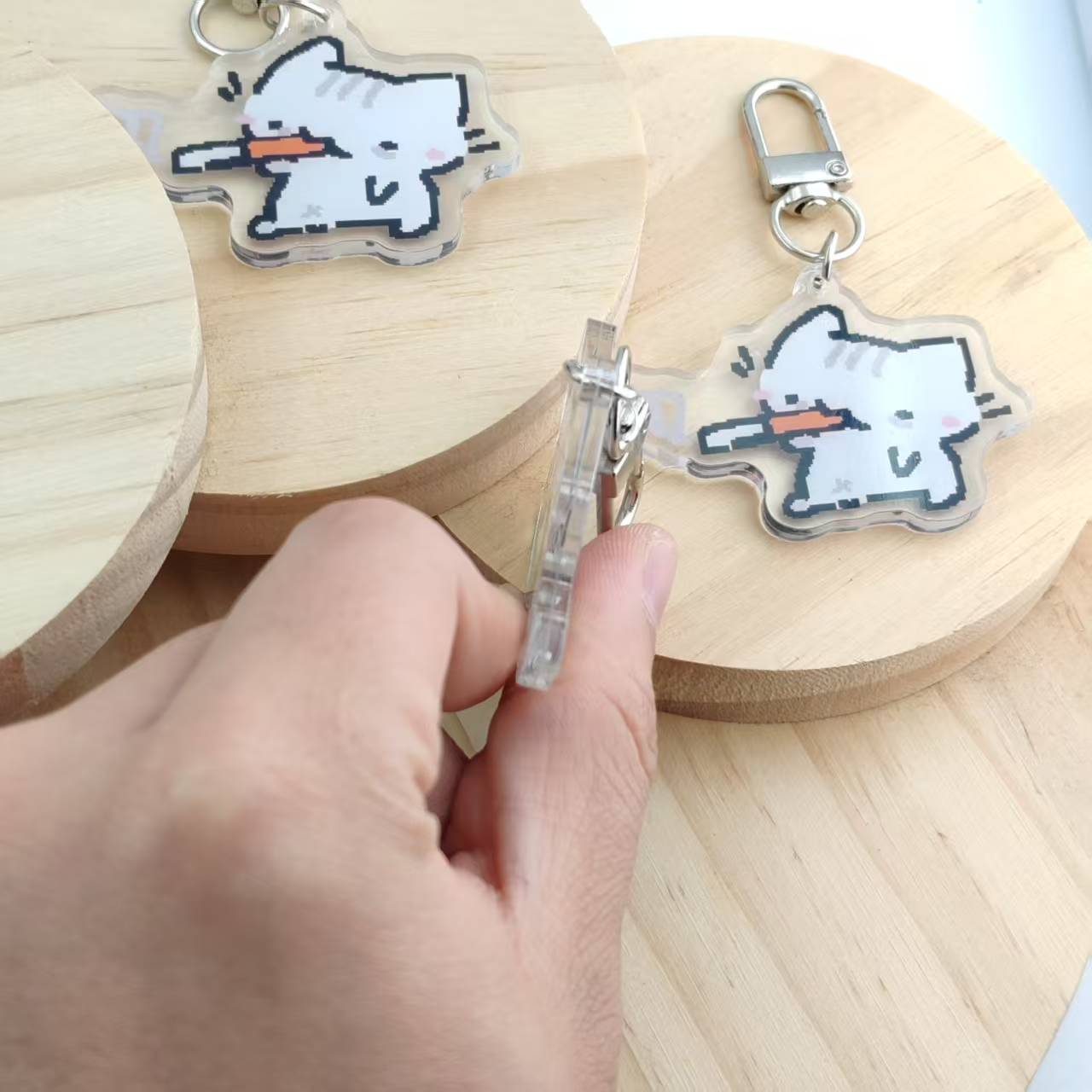 2d Flat Pixel Cat Keychain - G - Retro Gaming Design reseña y precio